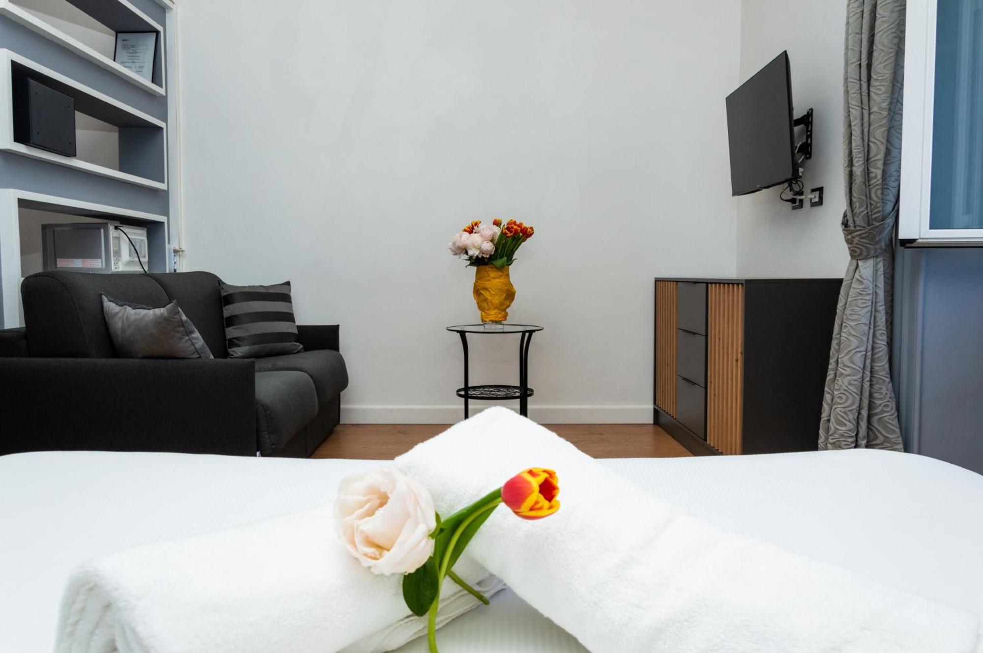 Hotel The Cicer One Roma Exterior foto